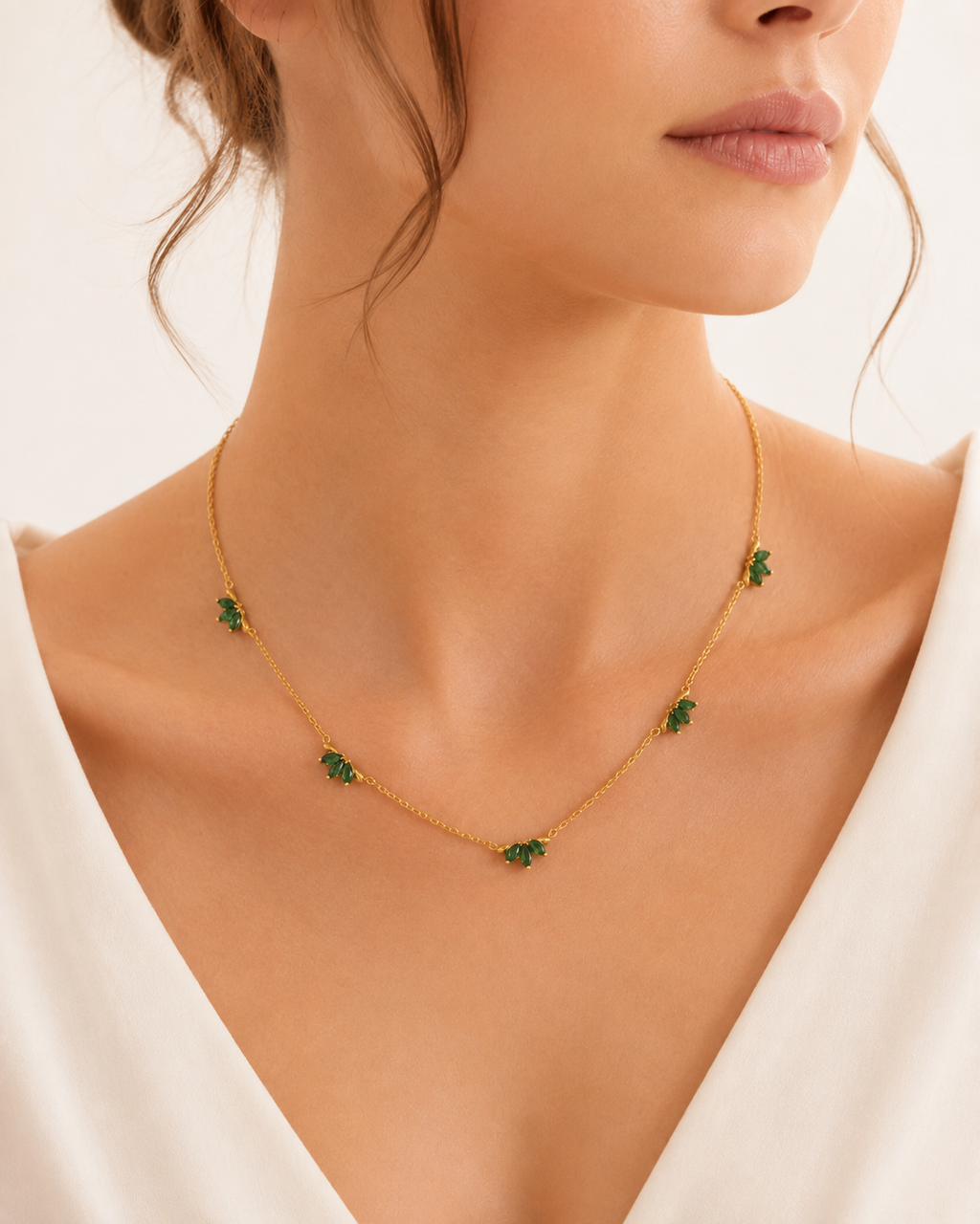 Green Stones Necklace